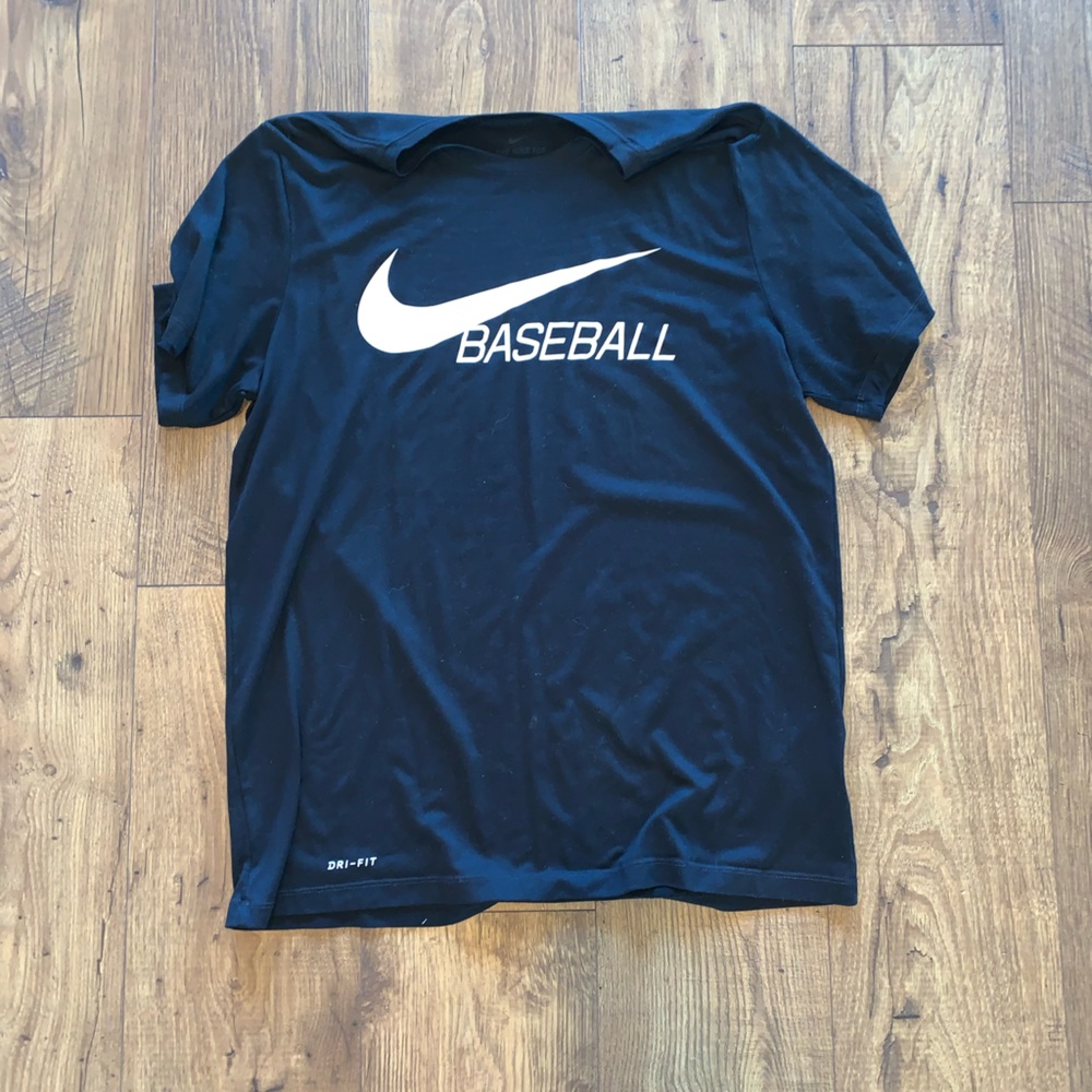 Nike dri fit t-shirt
